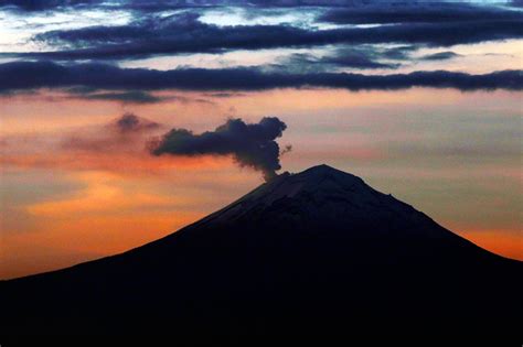 Mexico’s Popocatepetl volcano shudders to life